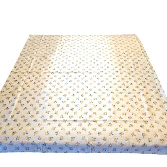 Small Floral Cotton Fabric 1yd x 46 Blue Peach Green Vintage Bouquet Print Craft - Picture 4 of 7